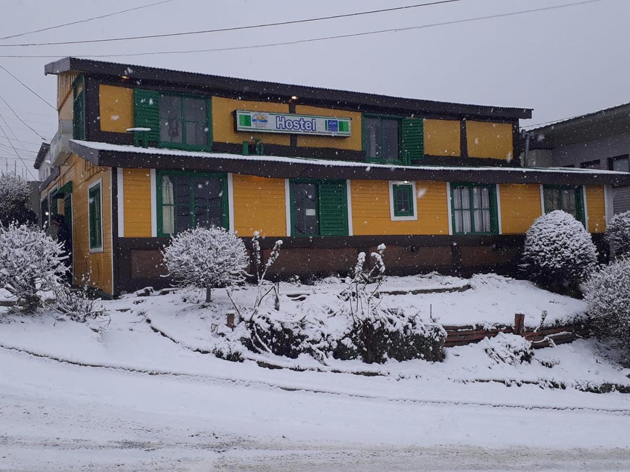 Amanecer De La Bahia Hostel Ushuaia Luaran gambar